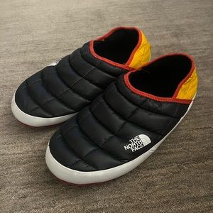 The North Face ThermoBall™ Traction Mule V Slippers - Men's 12